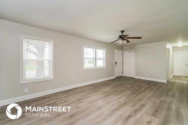 Building Photo - 8413 E 37th Pl