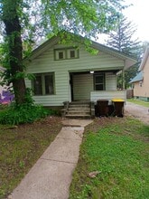 Building Photo - 912 Furman St
