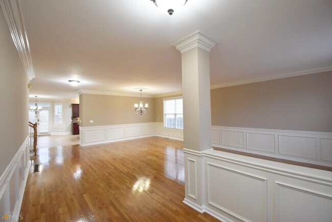 Foto del edificio - 123 Centennial Dr