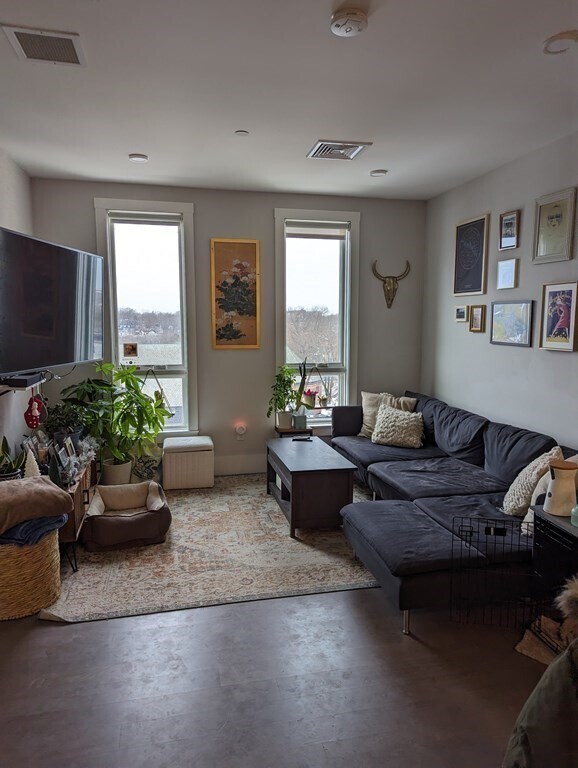 Foto del edificio - 3193 Washington St