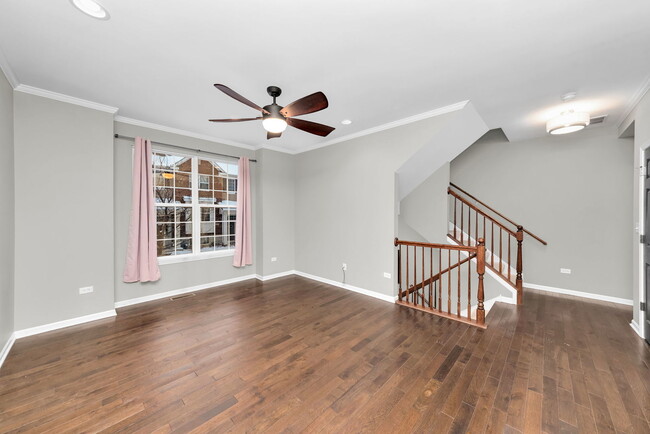 Foto del edificio - 2525 Dunraven Ave