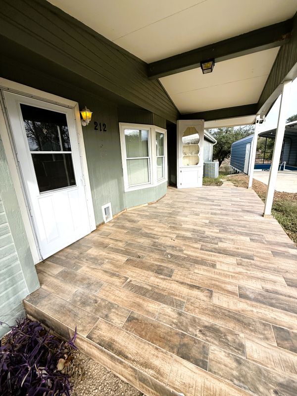 Foto del edificio - 212 Thornton Ln