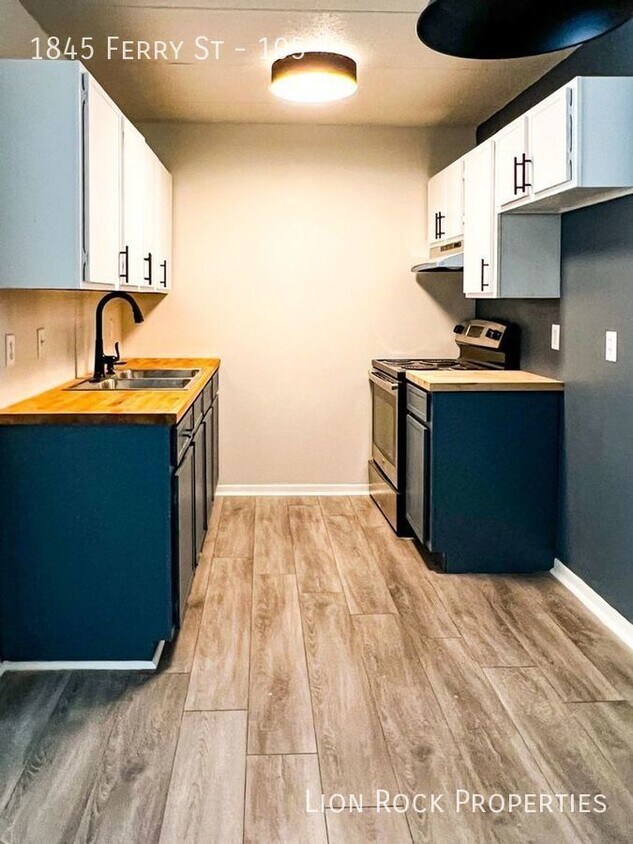 1845 Ferry St Unit 105, Anoka, MN 55303 Room for Rent in Anoka, MN