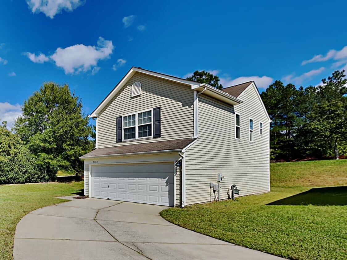 Primary Photo - 7303 Woodbourne Ln