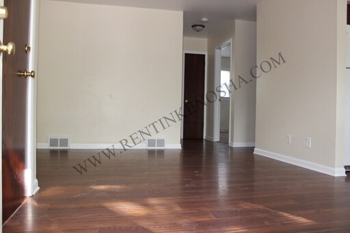 Building Photo - 4709 42nd Ave