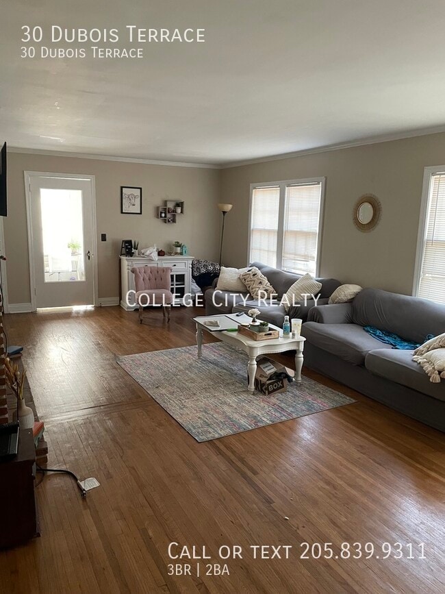 Foto del edificio - 30 Dubois Terrace