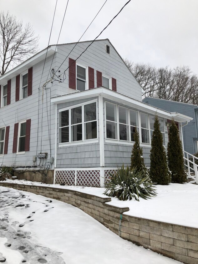 Primary Photo - 1284 Slater Rd