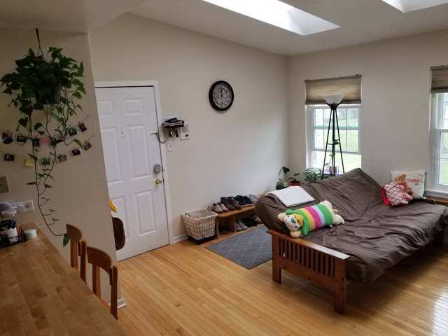 Foto del edificio - 1422 E Wyndham Cir