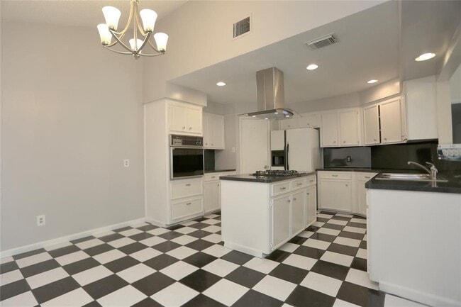 Foto del edificio - 4243 Yupon Ridge Dr