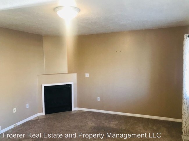 Building Photo - 801 W Harrisville Rd