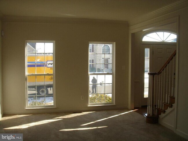 Building Photo - 11225 Suffolk Dr