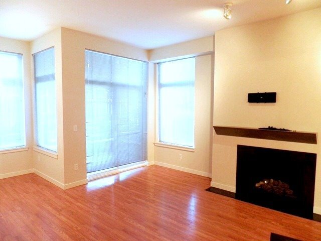Building Photo - 521 7th Ave