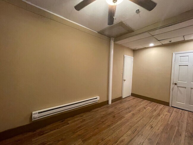 Foto del edificio - 420 College St