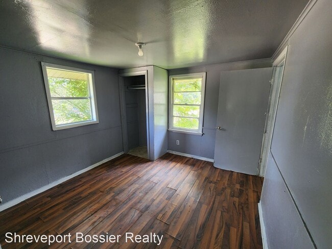 Building Photo - 2 br, 1 bath House - 336 E Olive