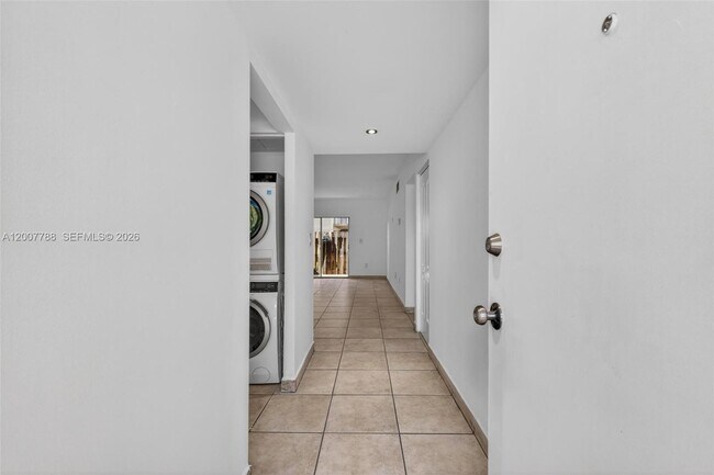 Building Photo - 240 NW 107th Ave