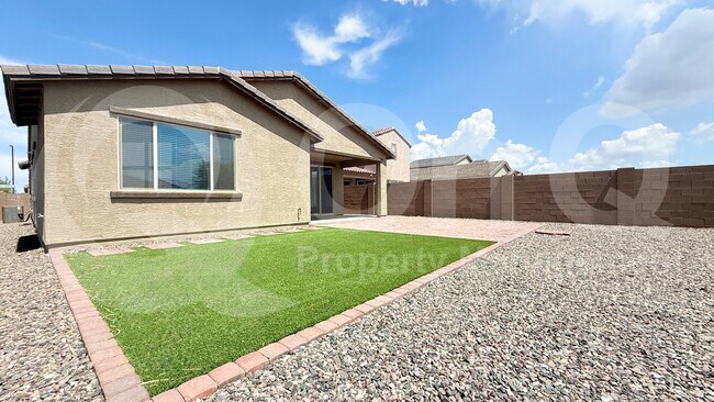 Foto del edificio - 9345 W Heatherbrae Dr