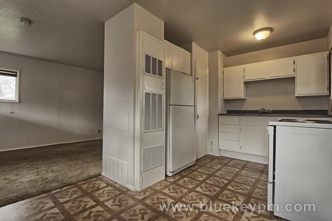 Foto del edificio - 2 Bed, 1 Bath Home in St. Johns near George Park
