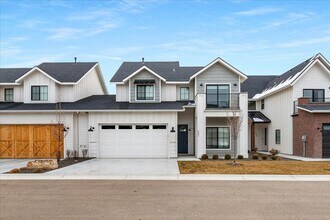 Building Photo - 6642 N Asissi Ln