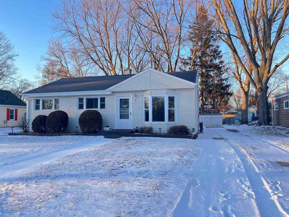 Primary Photo - 1605 E Haley St