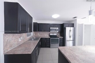 Building Photo - 7327 Pepper Pike Dr