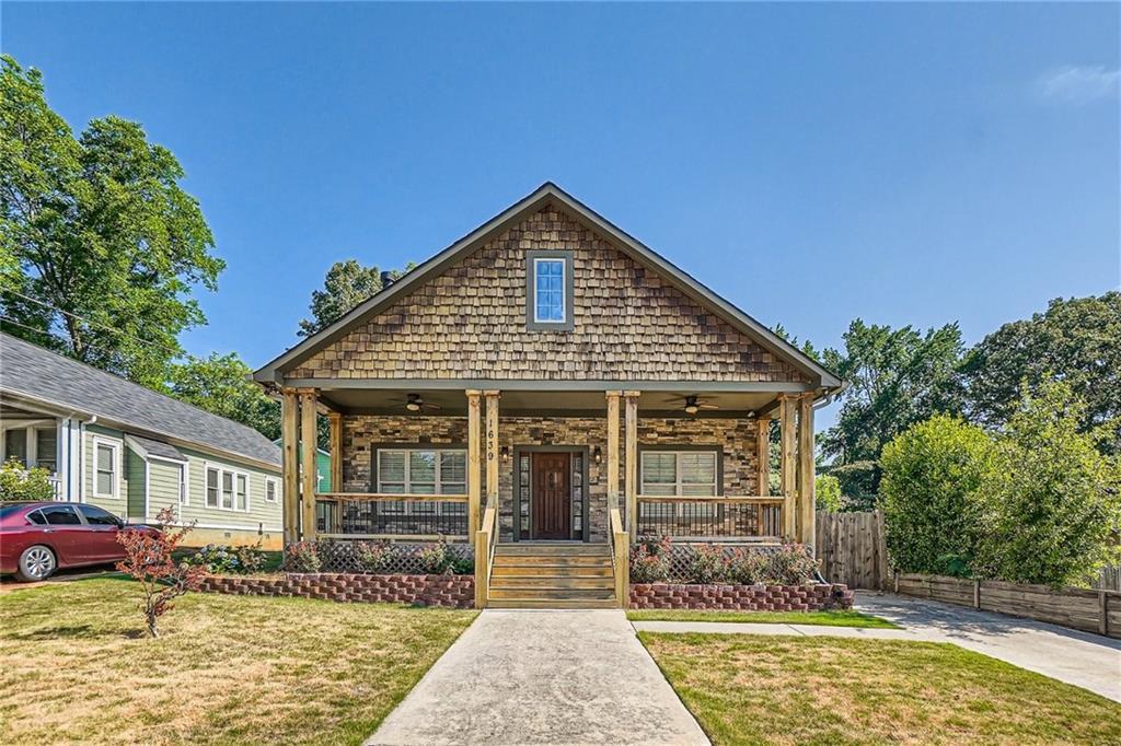 Primary Photo - 1639 Temple Ave