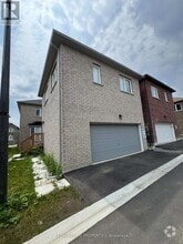Building Photo - 8 Waterleaf Rd