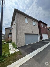 Building Photo - 8 Waterleaf Rd