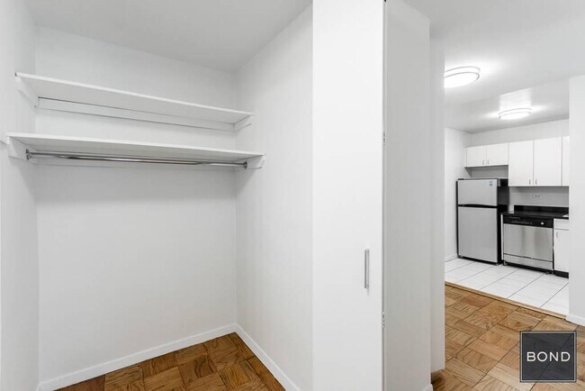 Foto del edificio - 145 E 16th St