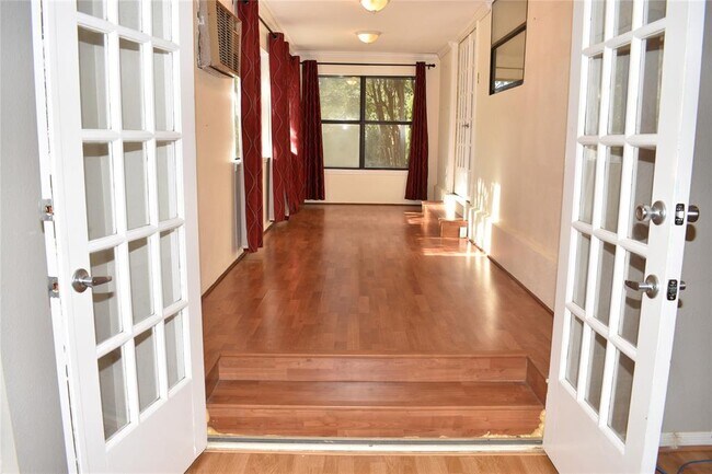 Foto del edificio - 5309 Doe Valley Ln