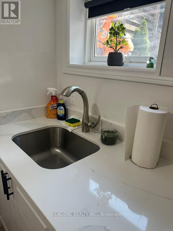 Building Photo - 124 Malvern Ave