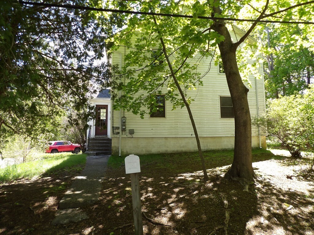 Primary Photo - 21 Langlois Ave