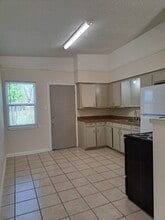 Building Photo - 3357 Frick Rd