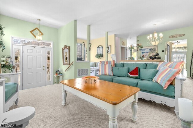 Foto del edificio - 20 Chesterfield Ct