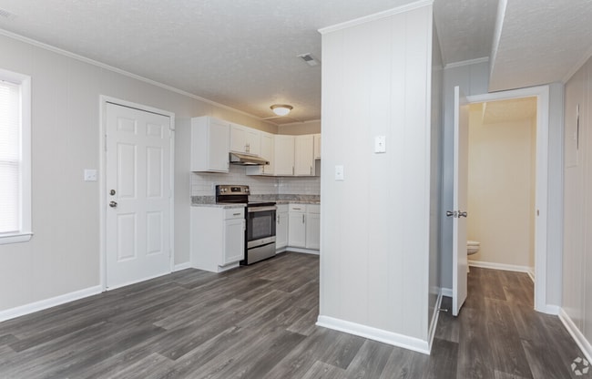 Interior Photo - Cedar Heights