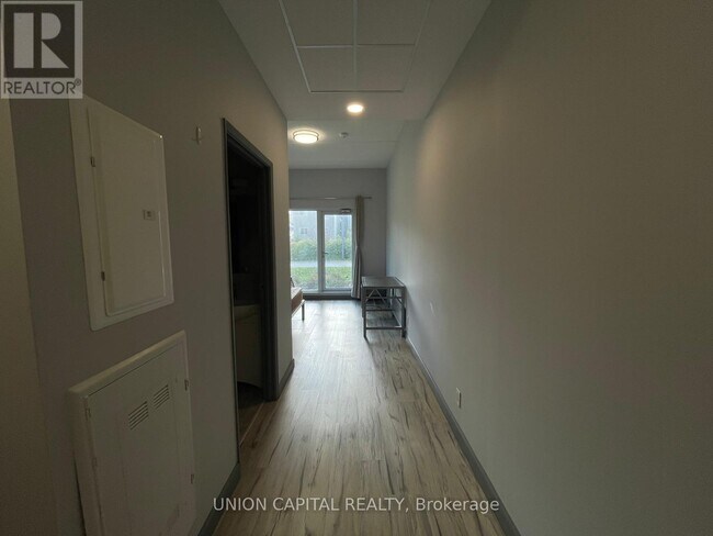 Photo du bâtiment - 77 Leland St