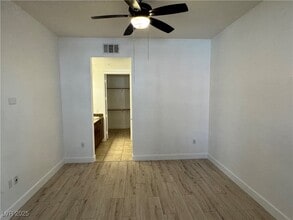 Building Photo - 38 E Serene Ave