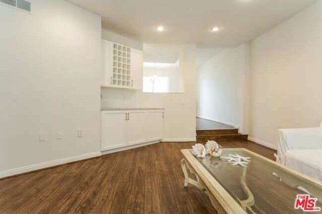 Living Area 2 - 11949 Goshen Ave