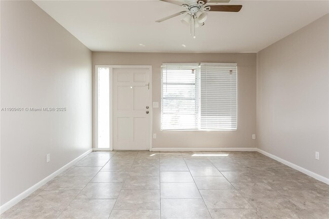 Building Photo - 25 Robalo Ct