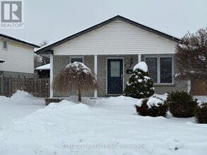 Building Photo - 34 Glenroy Rd