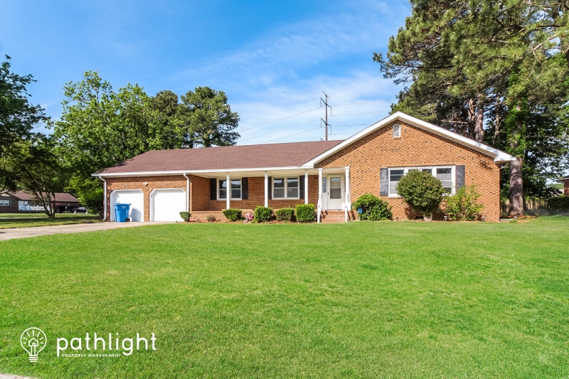 Primary Photo - 2400 Rock Creek Drive