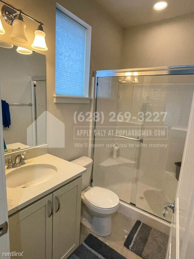 Foto del edificio - 4 br, 3.5 bath House - 337 Zemp Way NE -