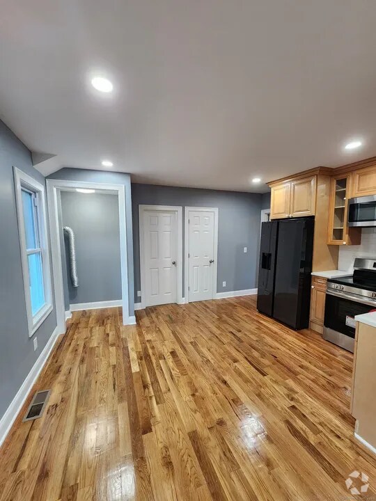 Apartments For Rent in East Canaan CT with Hardwood Floors 3 Rentals