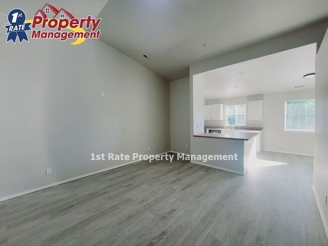 Foto del edificio - 898 N Bluffwood Ln
