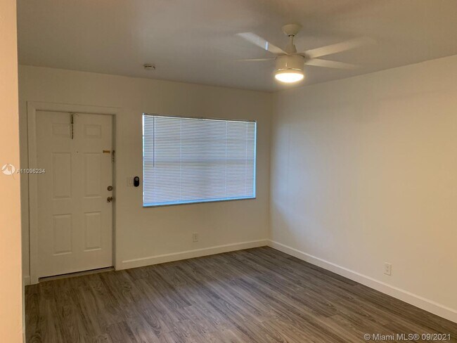 Foto del edificio - 2300 Pierce St