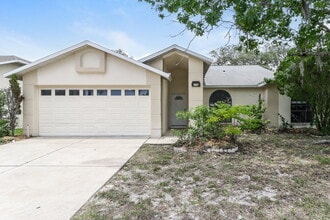Building Photo - 8030 Gabriel Dr