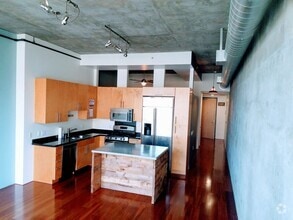 Building Photo - 1025 Island Ave