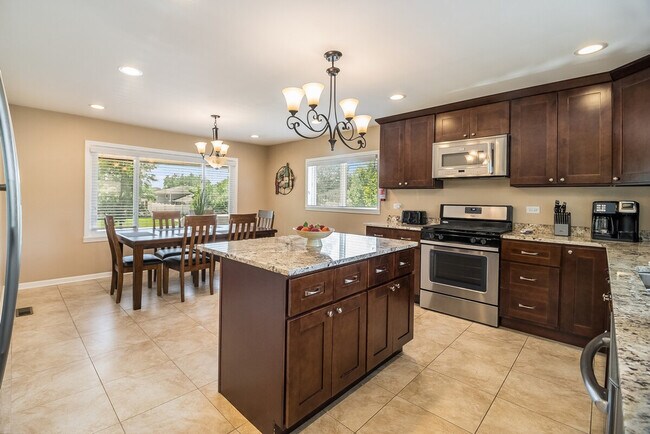 Foto del edificio - 356 W Morris Ave