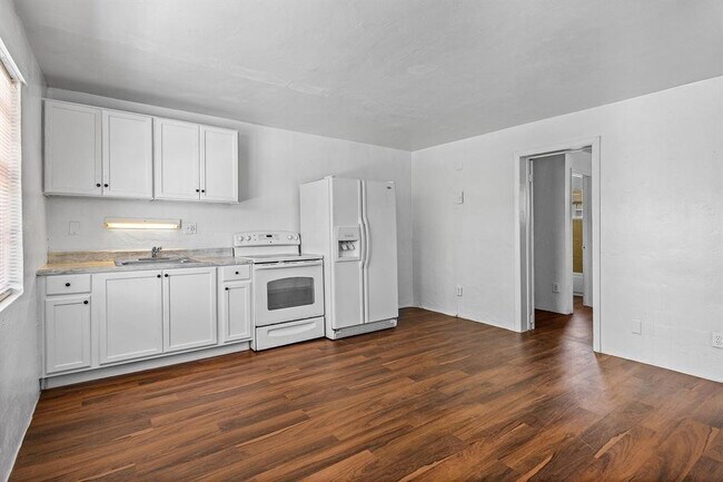 Building Photo - 279 SW 1st St