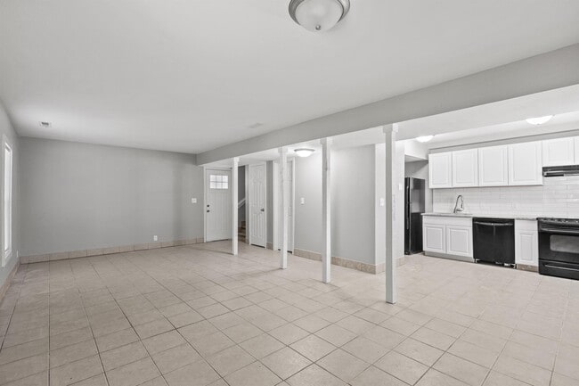 Building Photo - 3733 Brush Creek Dr