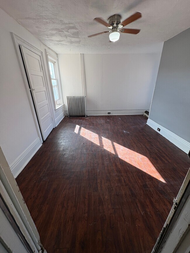 Foto del edificio - 543 3rd St